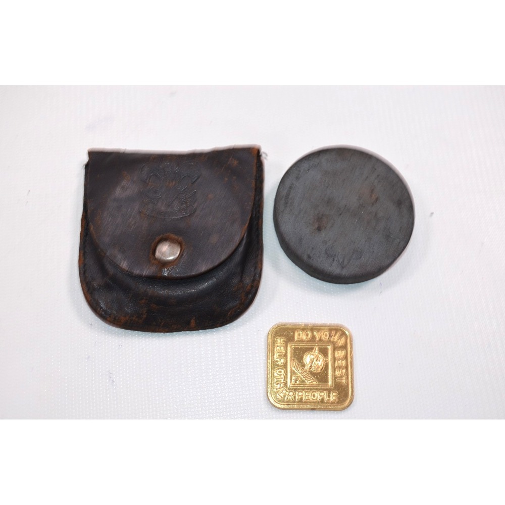 1940's Boy Scout Sharpening Stone w/leather case by Carborundum Co. & Token